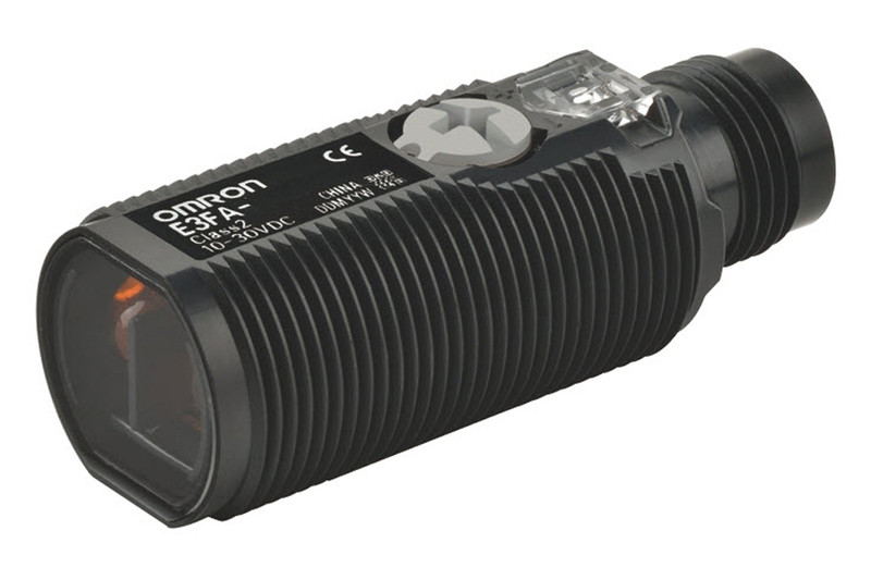 Photoelectric sensor, M18 threaded barrel, plastic, red LED, retro-reflective, 4 m, PNP, Light-ON/Dark-ON, M12 connector